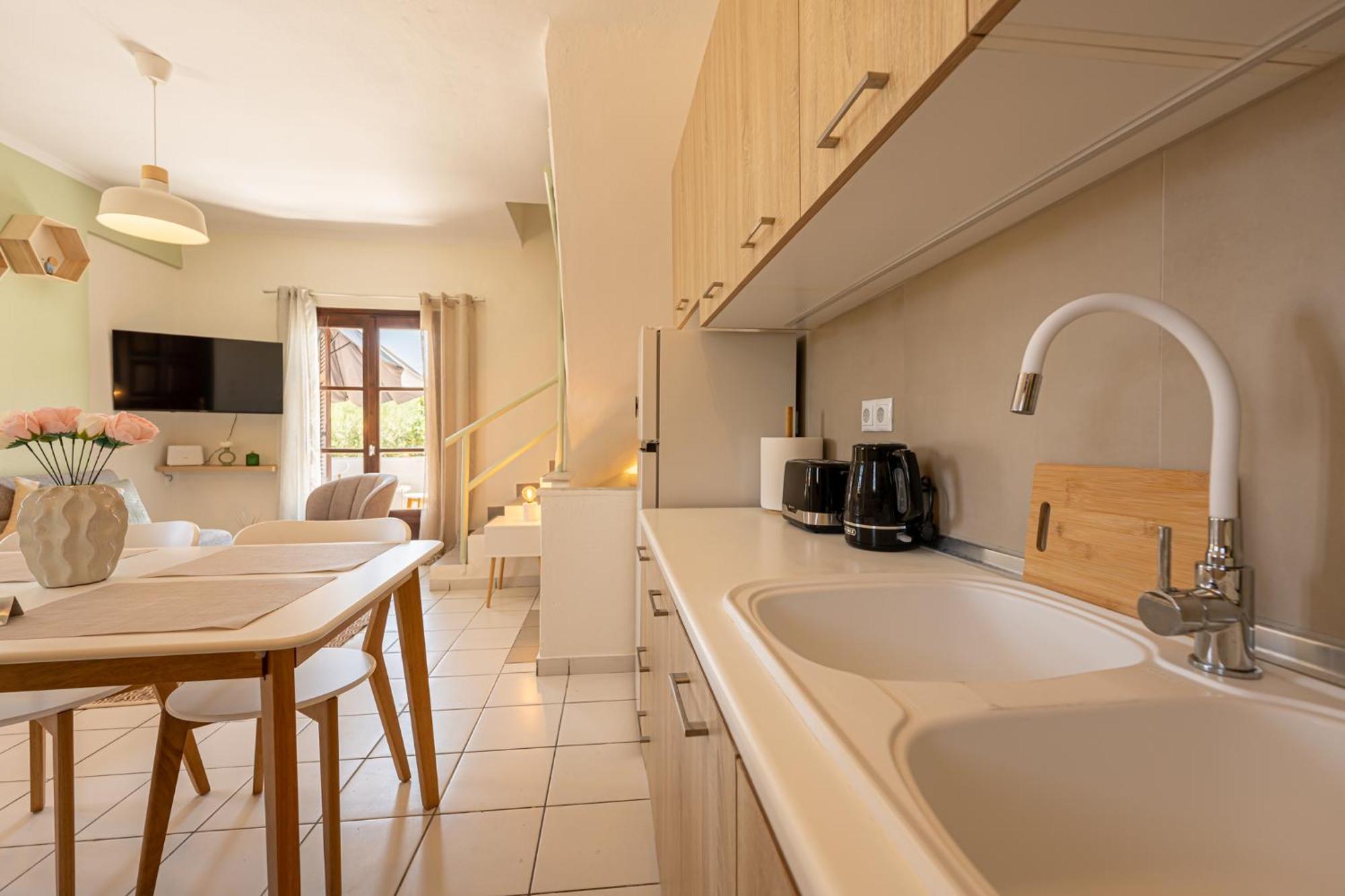 Kyklon Maisonette Apartment